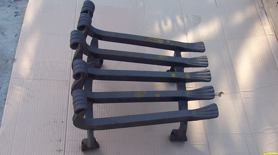 Roberts Iron Works - Hand Forged Fireplace Grate D6